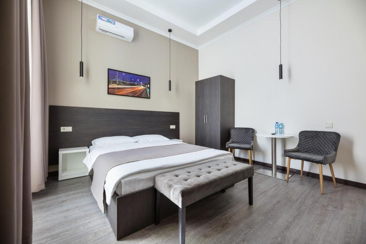 Apart Hotel Maidan Kyiv Exterior photo