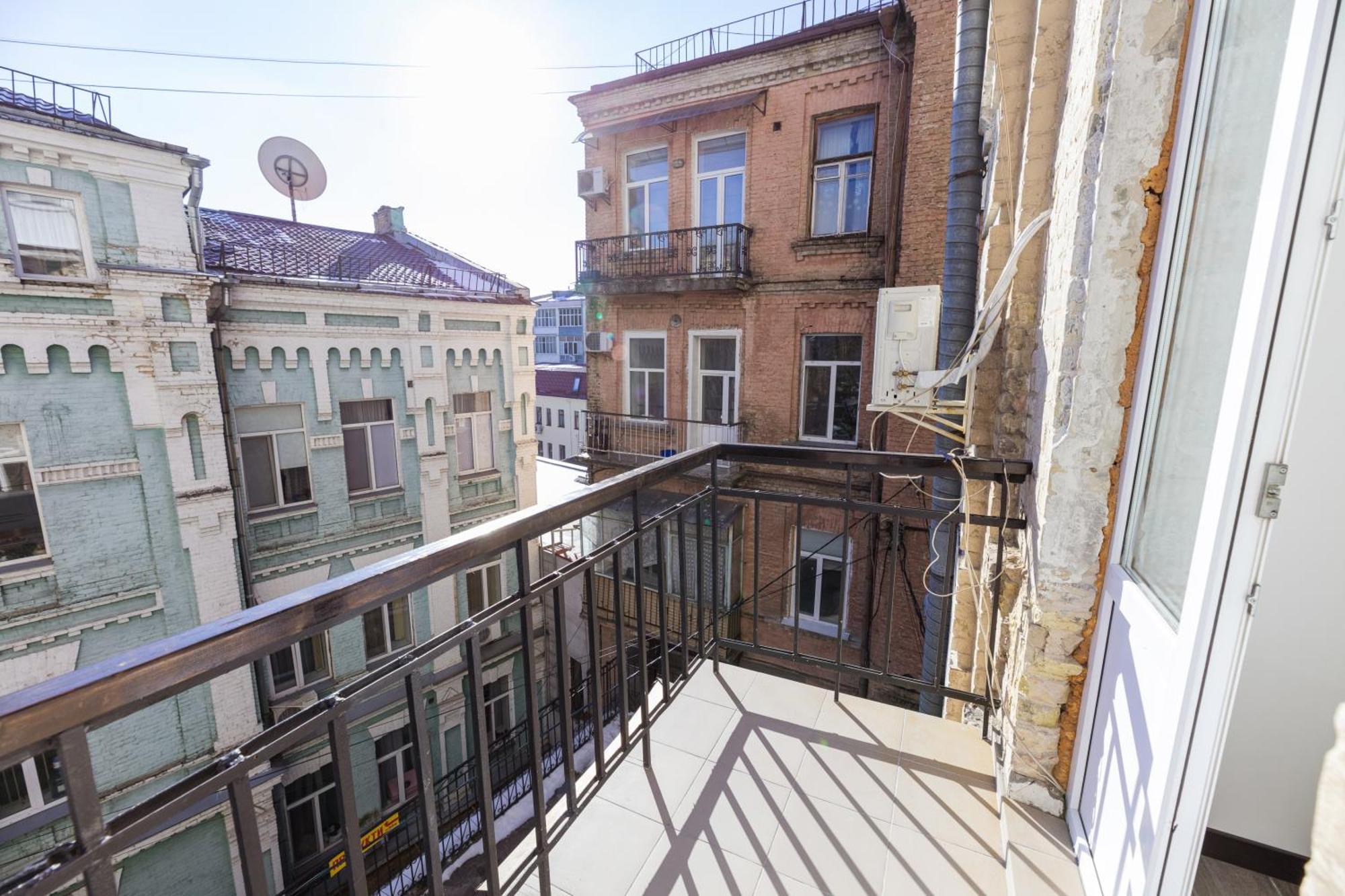 Apart Hotel Maidan Kyiv Exterior photo