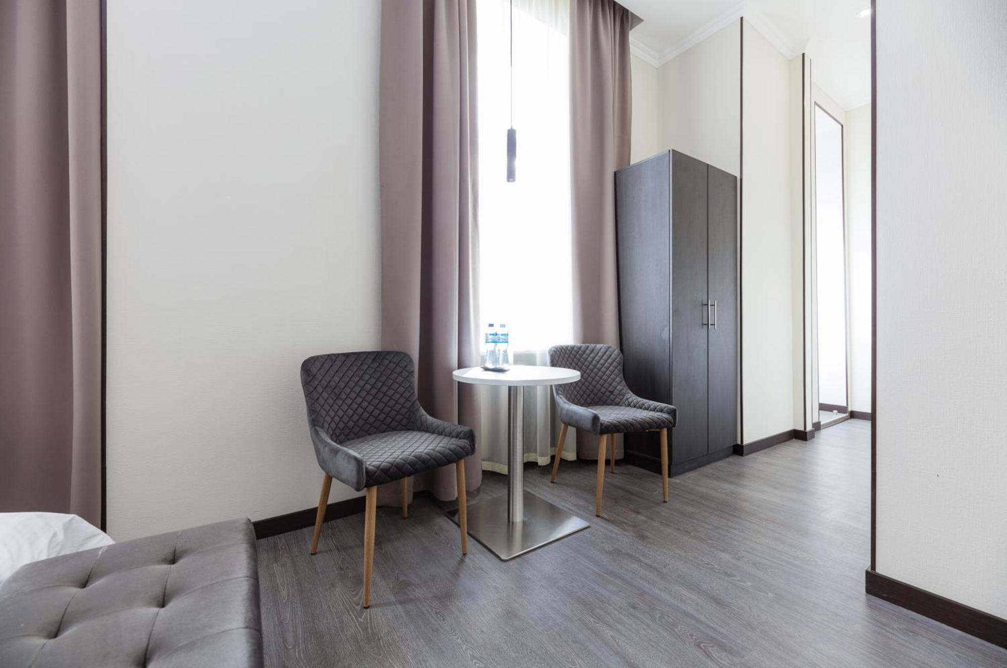 Apart Hotel Maidan Kyiv Exterior photo